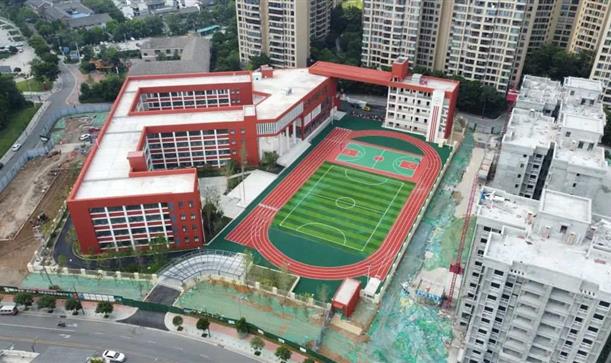人民日报——1080个学位，新都老牌名校增添新校区